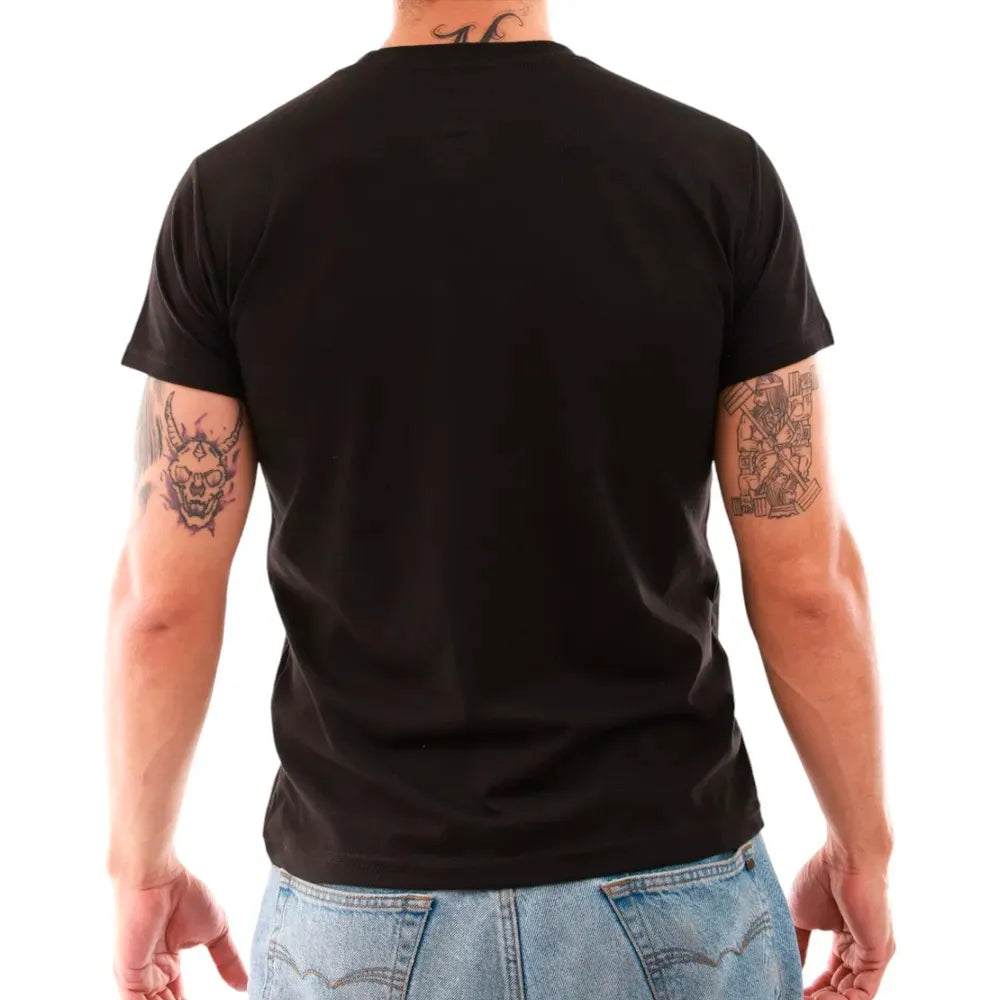 PLAYERA NEGRA CAT LETRAS AMARILLAS