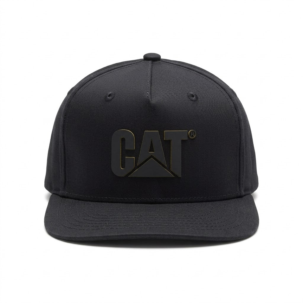 Gorra CAT visera plana y logo con detalles dorados mate