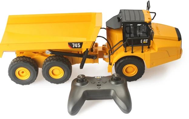 CAMION ARTICULADO 745 Cat® CONTROL REMOTO ESCALA 1:24