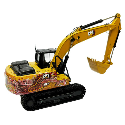 Excavadora hidráulica Cat 320 GX a escala 1:50 con tótem de dragón, Edición especial