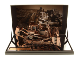 TRACTOR TYPE D11T COPPER FINISH EDICIÓN ESPECIAL ESCALA 1:50